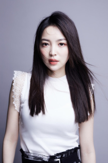 李佳佳高中生被肉日常小说